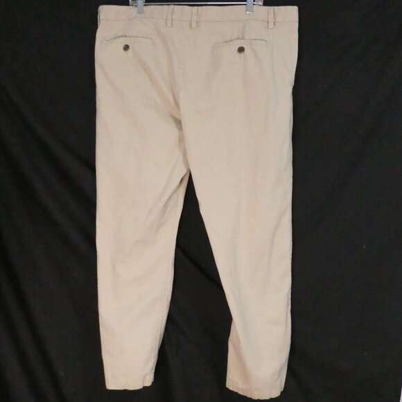 OLD NAVY - The Classic Khaki - Slim Fit | 42 x 32 | Beige Casual Slim Fit Pants - Picture 2 of 16